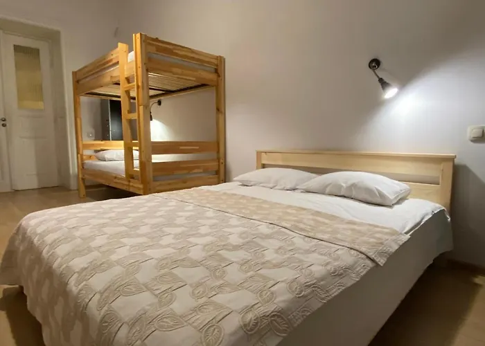 4Rooms Hostel