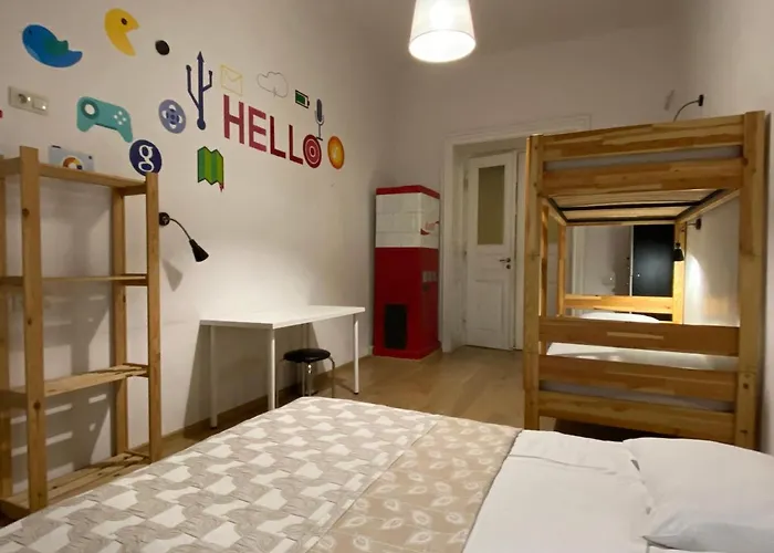 4Rooms Hostel
